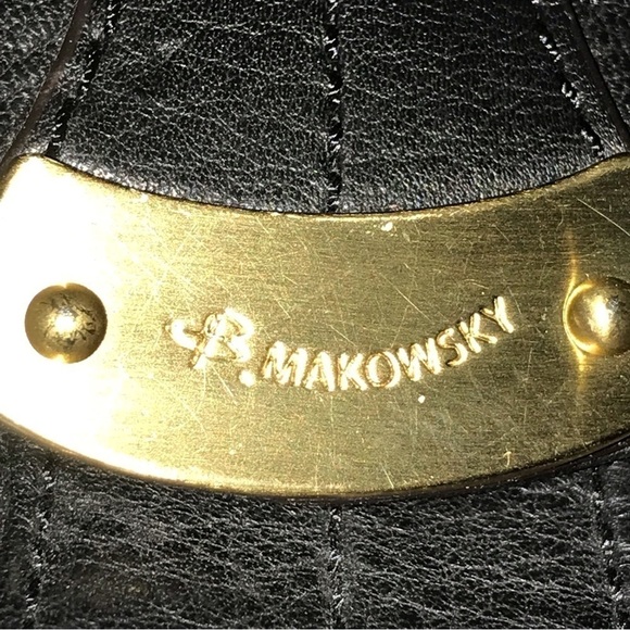 b.Makowsky Leather Purse with Gold Accents Large - Picture 3 of 11